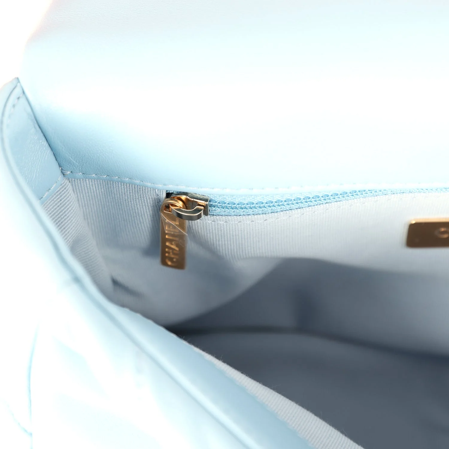 Thumbnail 11